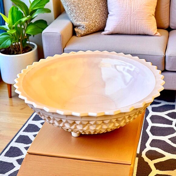 Vintage 50's Pink Milk Glass Bowl Jeannette Buttons & Bows Pattern Large Footed - Picture 14 of 14